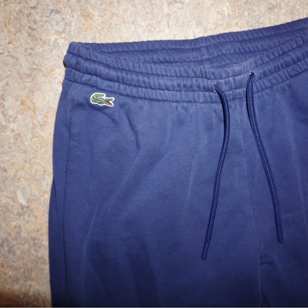 Chic Bkue Lacoste Joggers from Paris